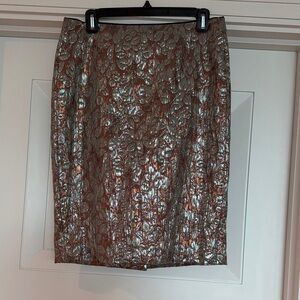 Elegant Metallic Pencil Skirt